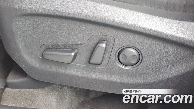 Kia Sorento Diesel 2.0 2WD Noblesse 2016 — фото 17