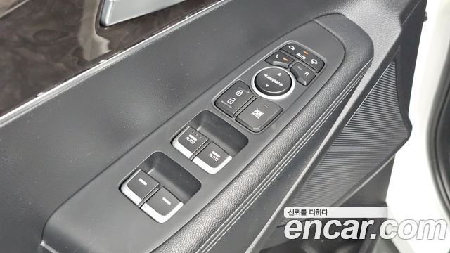 Kia Sorento Diesel 2.0 2WD Noblesse 2016 — фото 18