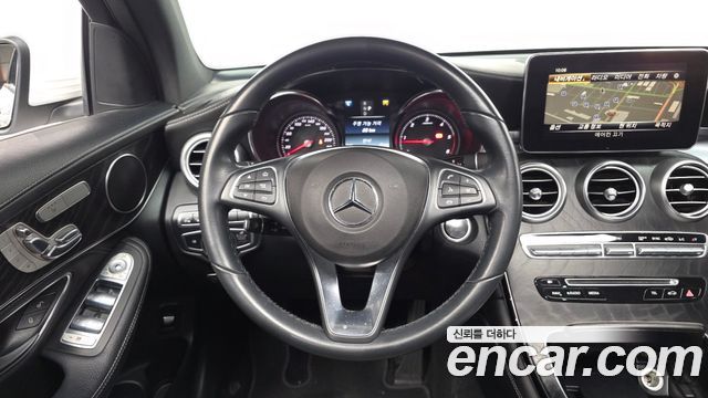 Mercedes-Benz GLC-Class (X253) GLC220 d 4MATIC 2017 — фото 13