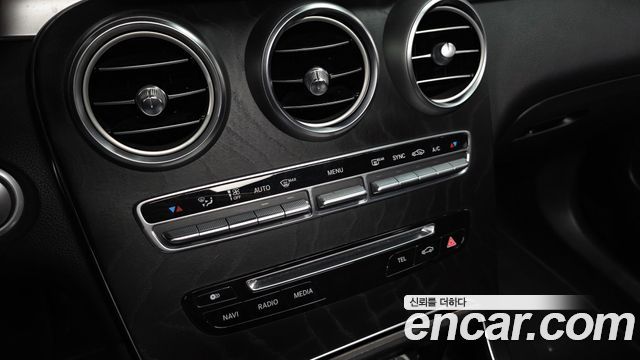 Mercedes-Benz GLC-Class (X253) GLC220 d 4MATIC 2017 — фото 18