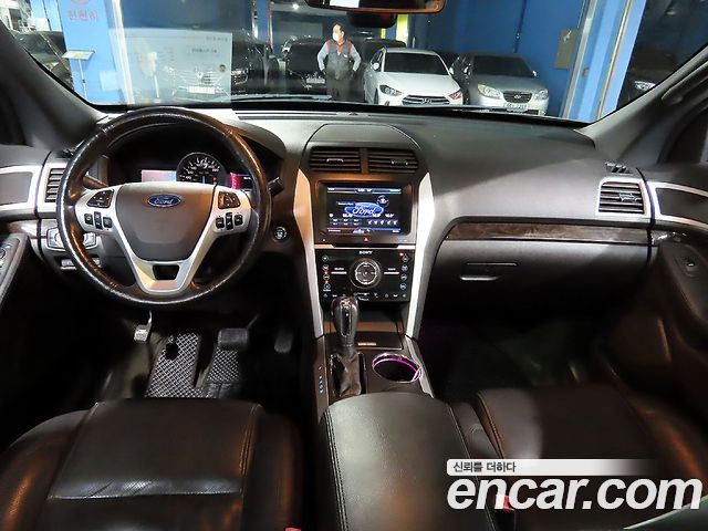 Ford Explorer 3.5 Limited 4WD 5th 2013 — фото 5