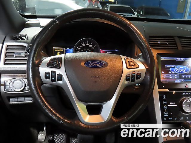 Ford Explorer 3.5 Limited 4WD 5th 2013 — фото 15