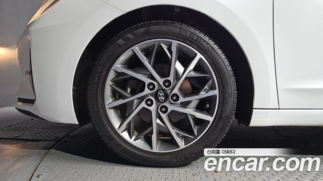 Hyundai Avante (AD) 1.6 Style 2019 — фото 5