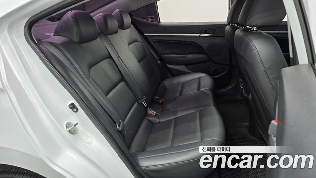 Hyundai Avante (AD) 1.6 Style 2019 — фото 12