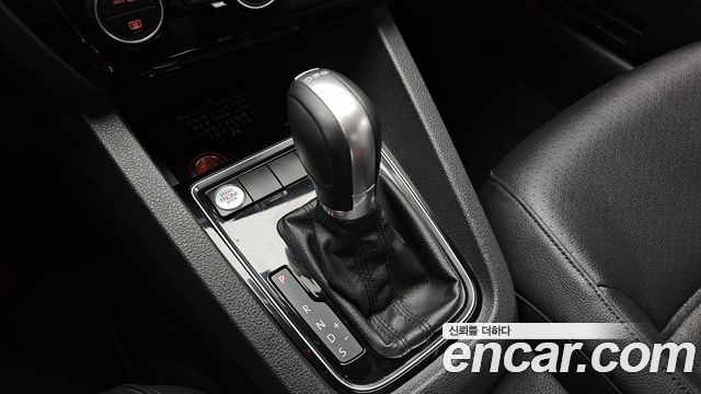 Volkswagen Jetta 2.0 TDI BlueMotion Premium 6th 2015 — фото 9