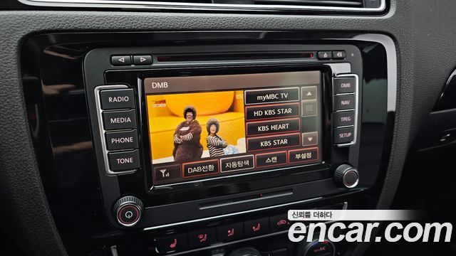 Volkswagen Jetta 2.0 TDI BlueMotion Premium 6th 2015 — фото 14