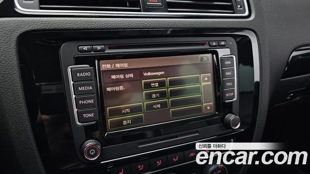 Volkswagen Jetta 2.0 TDI BlueMotion Premium 6th 2015 — фото 15