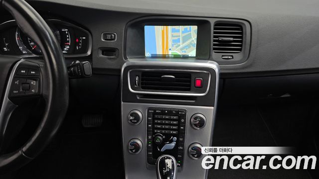 Volvo S60 D3 2nd 2017 — фото 15