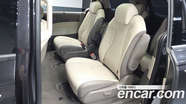 Kia Carnival (IV) HEV 9seater Gravity 2025 — фото 11