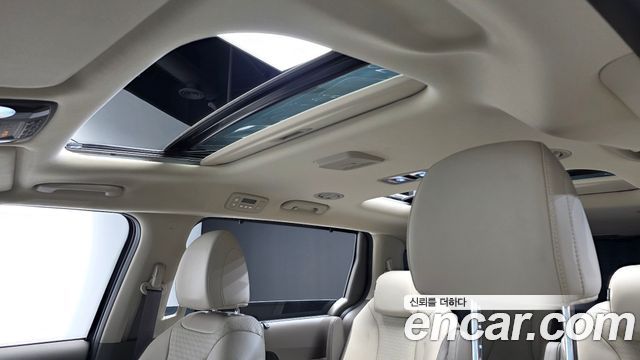 Kia Carnival (IV) HEV 9seater Gravity 2025 — фото 17
