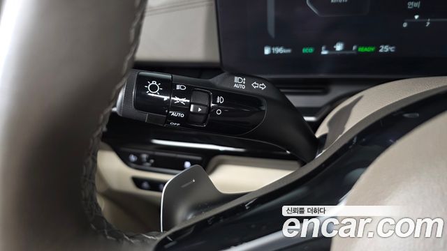 Kia Carnival (IV) HEV 9seater Gravity 2025 — фото 20