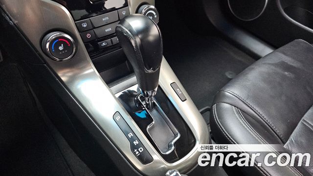 Chevrolet Cruze 1.8 LTZ+ 2014 — фото 9