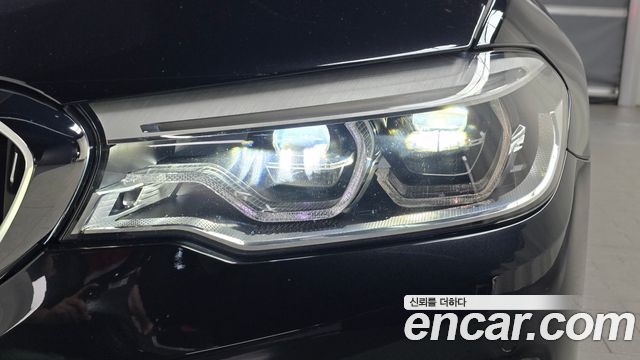 BMW 5 Series (G30) 530i xDrive Luxury Plus 2020 — фото 22