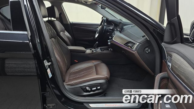 BMW 5 Series (G30) 530i xDrive Luxury Plus 2020 — фото 26