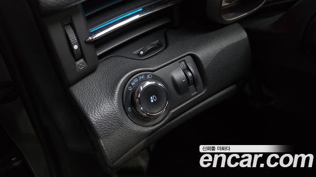 Chevrolet Malibu 2.0 Diesel LT Deluxe Pack 2015 — фото 40