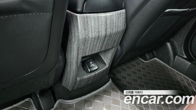 KG Mobility (SsangYong) Beautiful Korando Gasoline 1.5 4WD C7 2021 — фото 29
