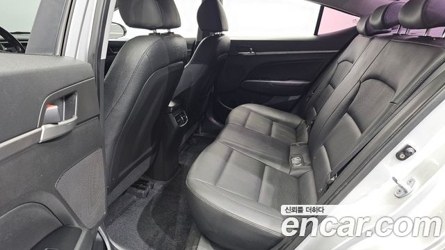 Hyundai Avante (AD) 1.6 GDI Modern 2016 — фото 12