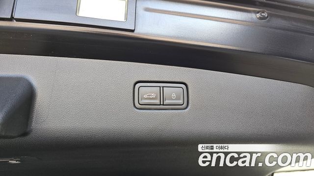 Genesis GV70 2.5T Gasoline AWD 2024 — фото 32
