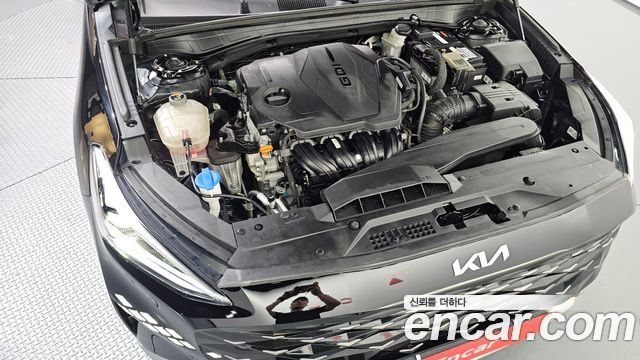 Kia K8 2.5 Gasoline 2WD Noblesse 2023 — фото 6