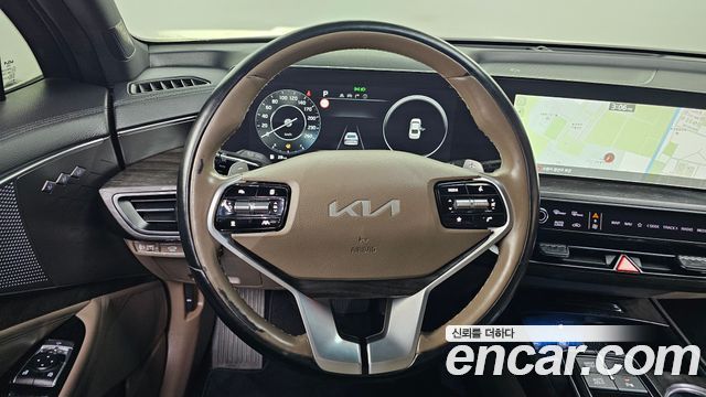 Kia K8 2.5 Gasoline 2WD Noblesse 2023 — фото 13