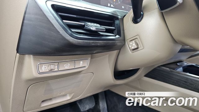 Kia K8 2.5 Gasoline 2WD Noblesse 2023 — фото 20
