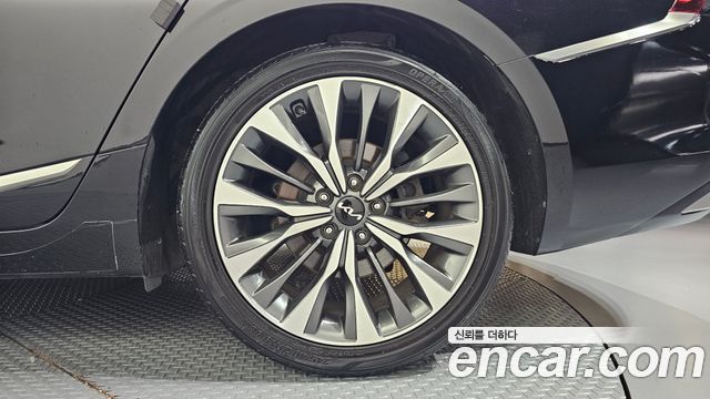 Kia K8 2.5 Gasoline 2WD Noblesse 2023 — фото 21