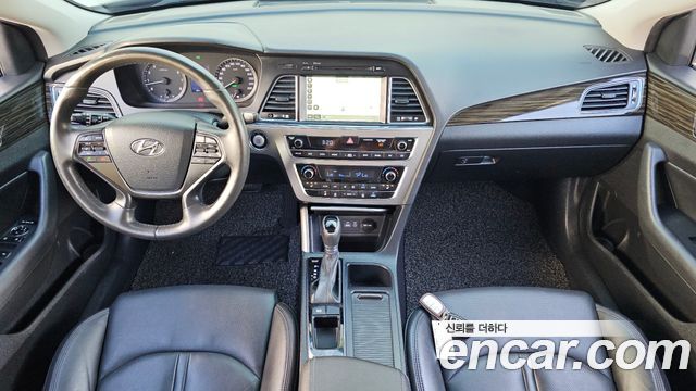 Hyundai Sonata (LF) 2.0 Smart 2017 — фото 7