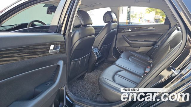Hyundai Sonata (LF) 2.0 Smart 2017 — фото 12