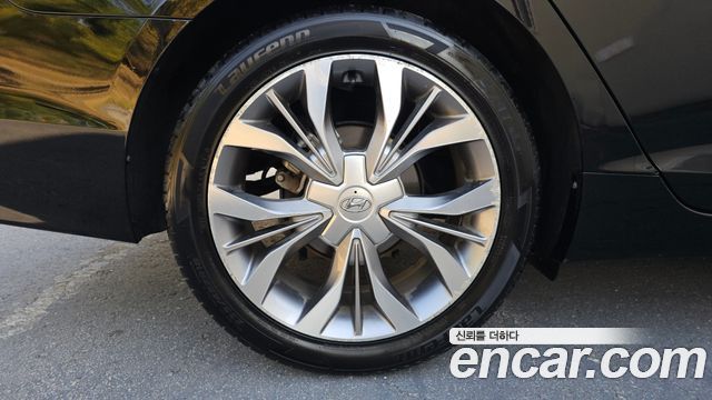 Hyundai Sonata (LF) 2.0 Smart 2017 — фото 21