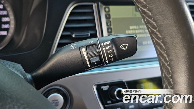Hyundai Sonata (LF) 2.0 Smart 2017 — фото 28