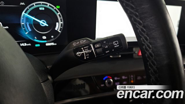 Kia Sportage Hybrid (V) Nobleless 2WD 2023 — фото 17