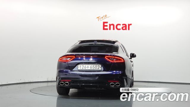 Kia Stinger 2.0 Turbo 2WD Platinum 2020 — фото 4