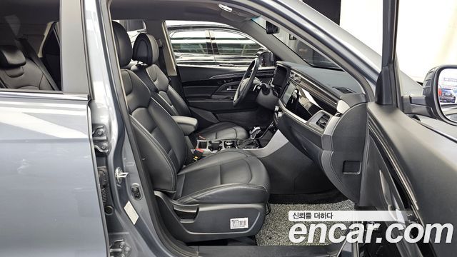 KG Mobility (SsangYong) Beautiful Korando Gasoline 1.5 2WD C7 2023 — фото 11