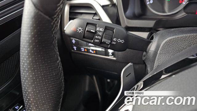 KG Mobility (SsangYong) Beautiful Korando Gasoline 1.5 2WD C7 2023 — фото 14