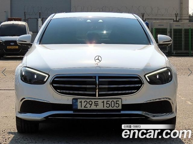 Mercedes-Benz E-Class (W213) E350 4MATIC Exclusive 2023 — фото 1