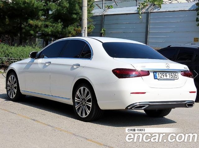 Mercedes-Benz E-Class (W213) E350 4MATIC Exclusive 2023 — фото 3