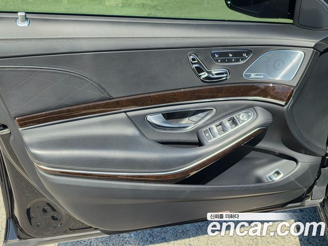 Mercedes-Benz S-Class (W222) Maybach S560 2020 — фото 10
