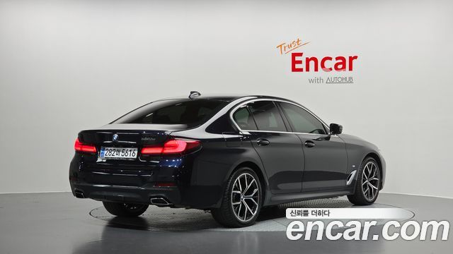 BMW 5 Series (G30) 530e M Sport 2021 — фото 2