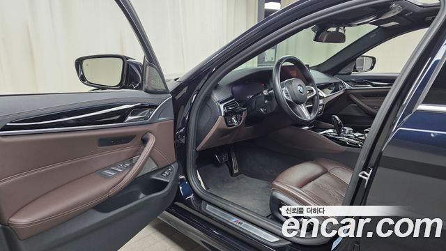 BMW 5 Series (G30) 530e M Sport 2021 — фото 10
