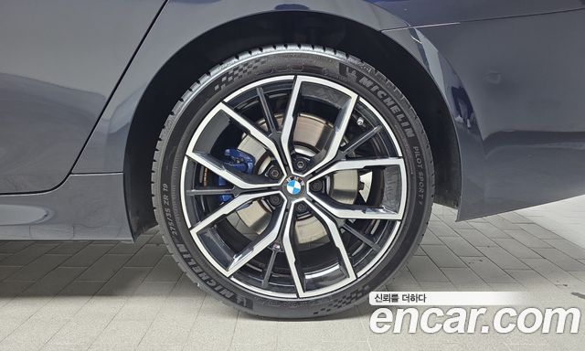 BMW 5 Series (G30) 530e M Sport 2021 — фото 21