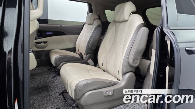 Kia Carnival (IV) Diesel 9-Seater Signature 2023 — фото 12