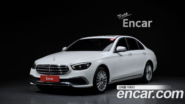Mercedes-Benz E-Class (W213) E220d 4MATIC Exclusive 2021 — фото 1