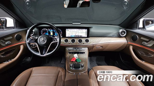 Mercedes-Benz E-Class (W213) E220d 4MATIC Exclusive 2021 — фото 7