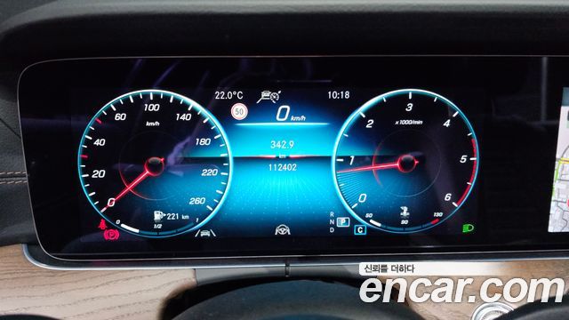 Mercedes-Benz E-Class (W213) E220d 4MATIC Exclusive 2021 — фото 8