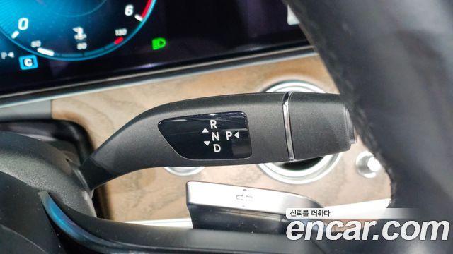 Mercedes-Benz E-Class (W213) E220d 4MATIC Exclusive 2021 — фото 9