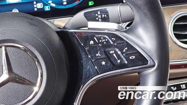 Mercedes-Benz E-Class (W213) E220d 4MATIC Exclusive 2021 — фото 18