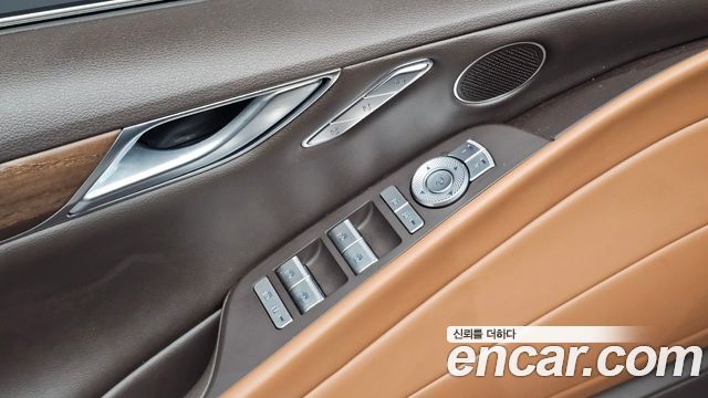 Genesis G80 (RG3) Gasoline 2.5 Turbo AWD 2024 — фото 29
