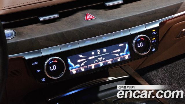 Genesis G80 (RG3) Gasoline 2.5 Turbo AWD 2024 — фото 31