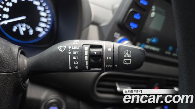 Hyundai Kona Diesel 1.6 2WD Modern 2018 — фото 16