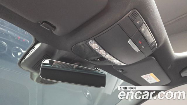 Mercedes-Benz E-Class (W213) E220d 4MATIC AMG Line 2022 — фото 20